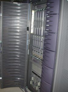 servidores-enracados-rack-mantenimiento-servidores-ordenadores