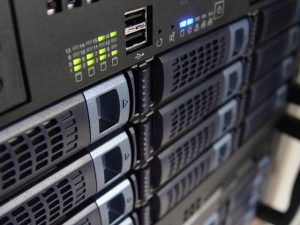 mantenimiento-informatico-servidores-technology-640